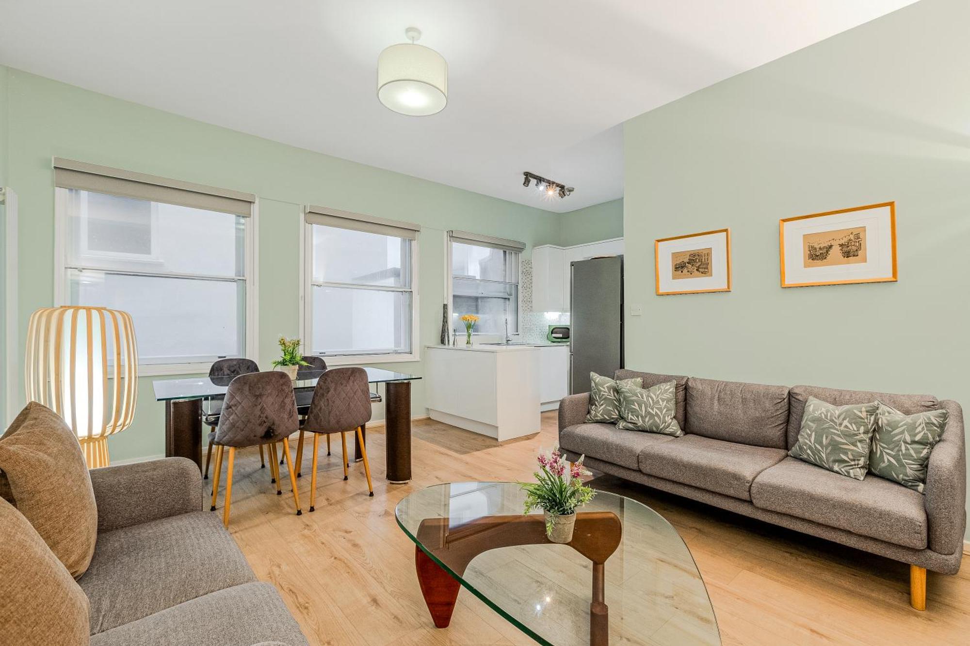 Stunning Central 2Br Flat Btw Soho & Covent Garden ロンドン エクステリア 写真